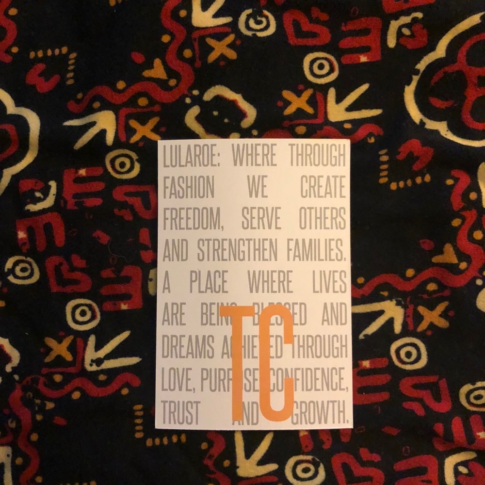 Lularoe Aztec Print TC leggings ❤️